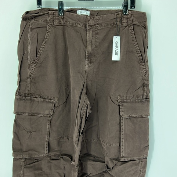 Garage NWT women’s juniors size 15 baggy cargo pants - Picture 2 of 8